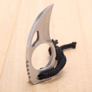 Outdoor Camping Carabiner Survival Finger Claw Knife Hook Fixed Ring Card EDC Tool Mini Pocket Knife with Leather Sheath